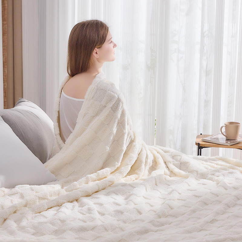 軽量オールシーズンフランネルブランケット