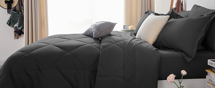 7 Piece All Season Comforter Set 7 Piece All Season Comforter Set