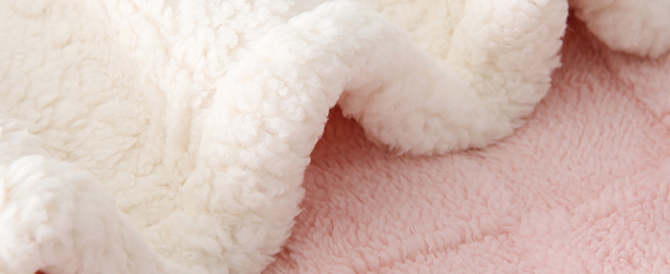 Women Sherpa Throw Blanket Women Sherpa Throw Blanket