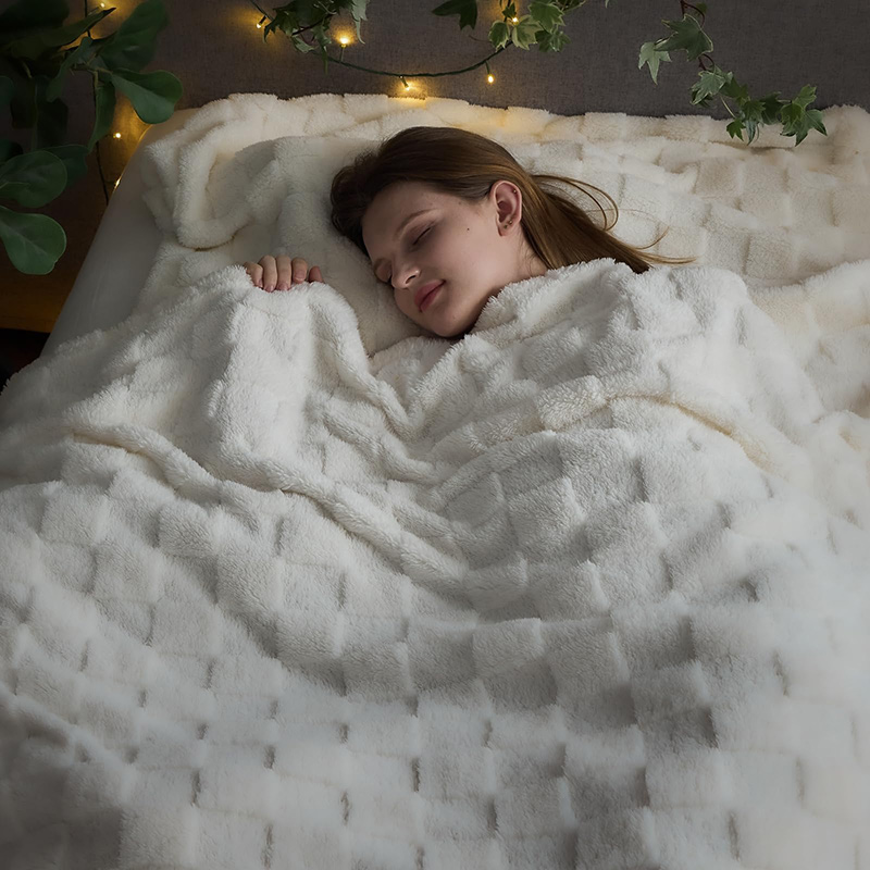 軽量オールシーズンフランネルブランケット