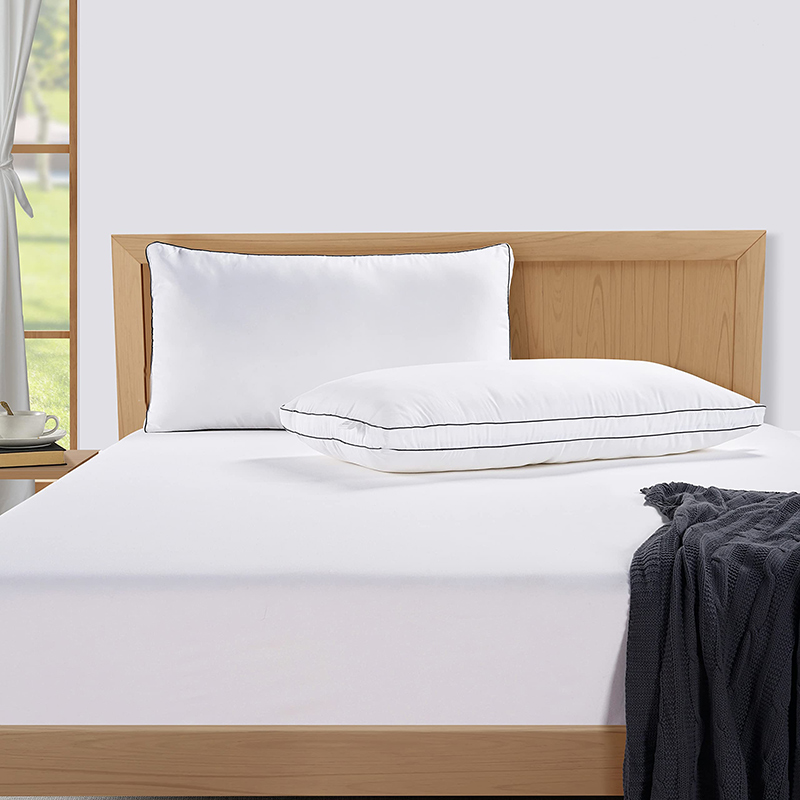 وسائد ناعمة عالية الجودة بمقاسات فندقية