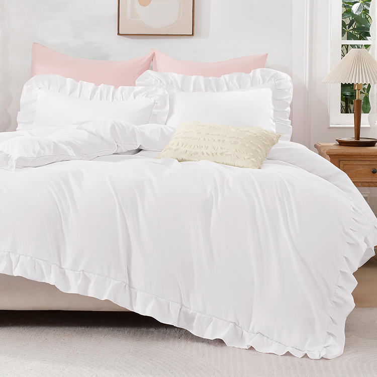 طقم غطاء لحاف من الألياف الدقيقة بكشكشة طقم غطاء لحاف من الألياف الدقيقة بكشكشة